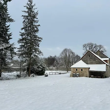 La Demeure De Paule Hébergement de vacances *
