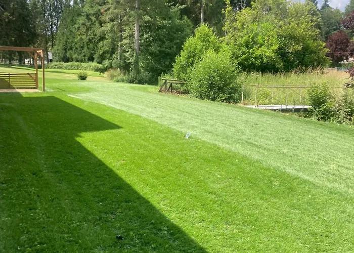 La Demeure De Paule * Neuvy-au-Houlme